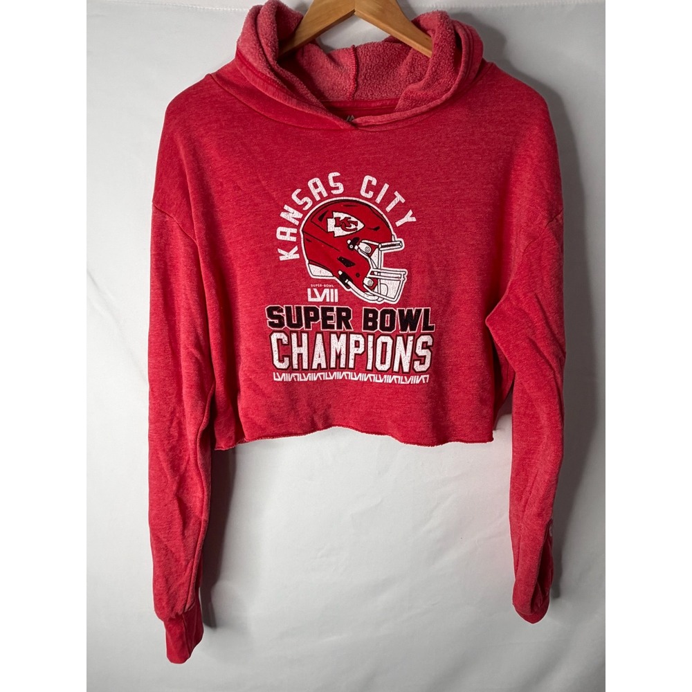 Majestic Threads Kansas City Chiefs Super Bowl LVII Champions Cropped Hoodie M
